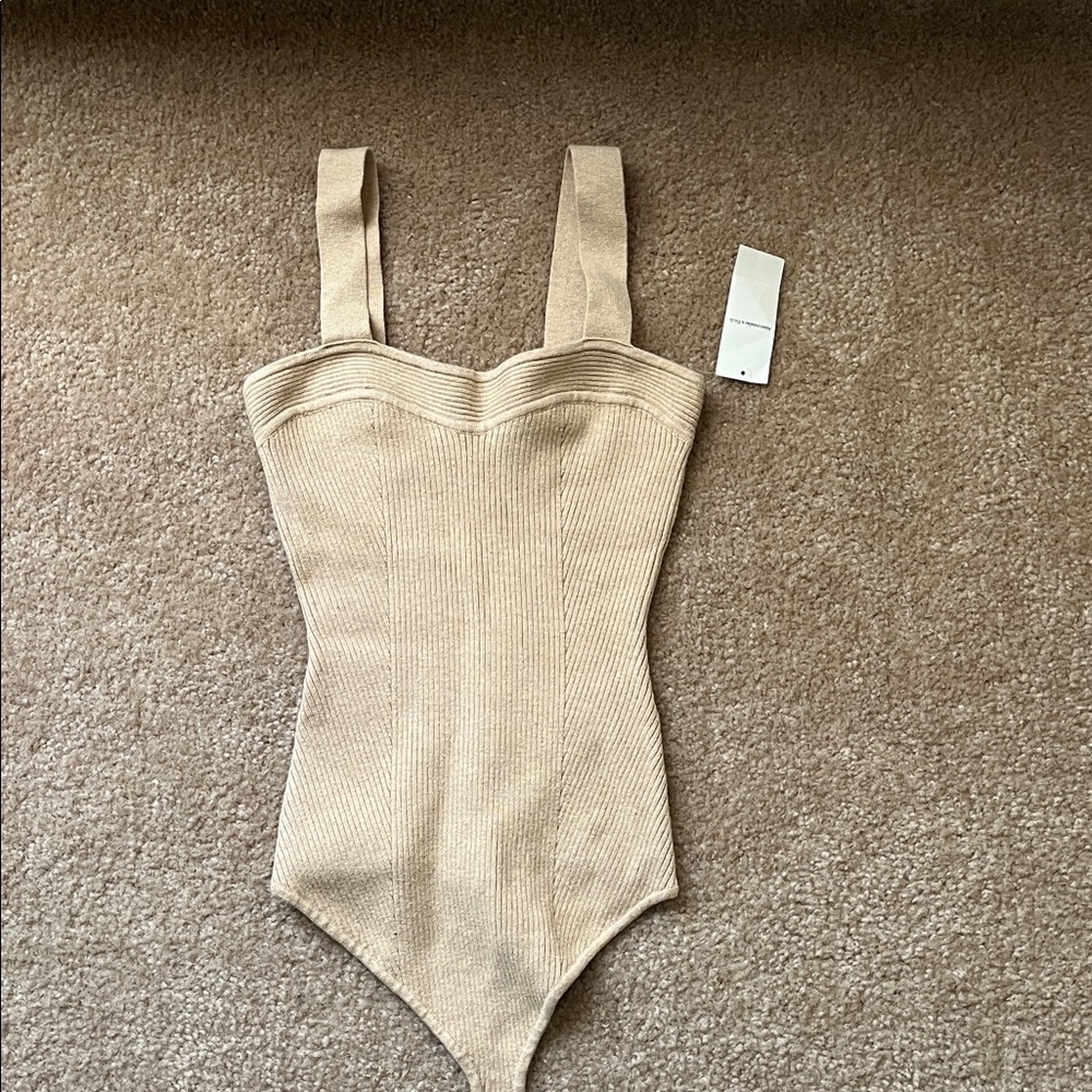 ABERCROME & FITCH - Brand new bodysuit